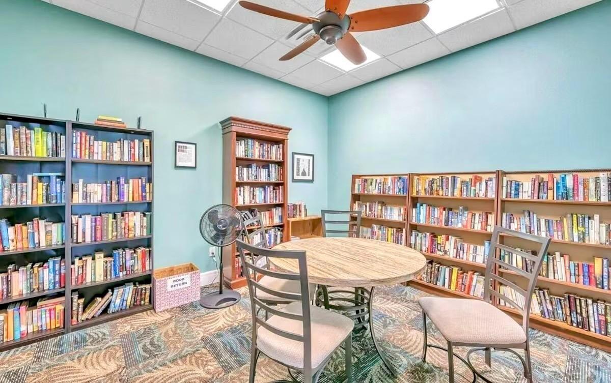 5285 COQUINA KEY DR SE #C, ST PETERSBURG, FL, 33705