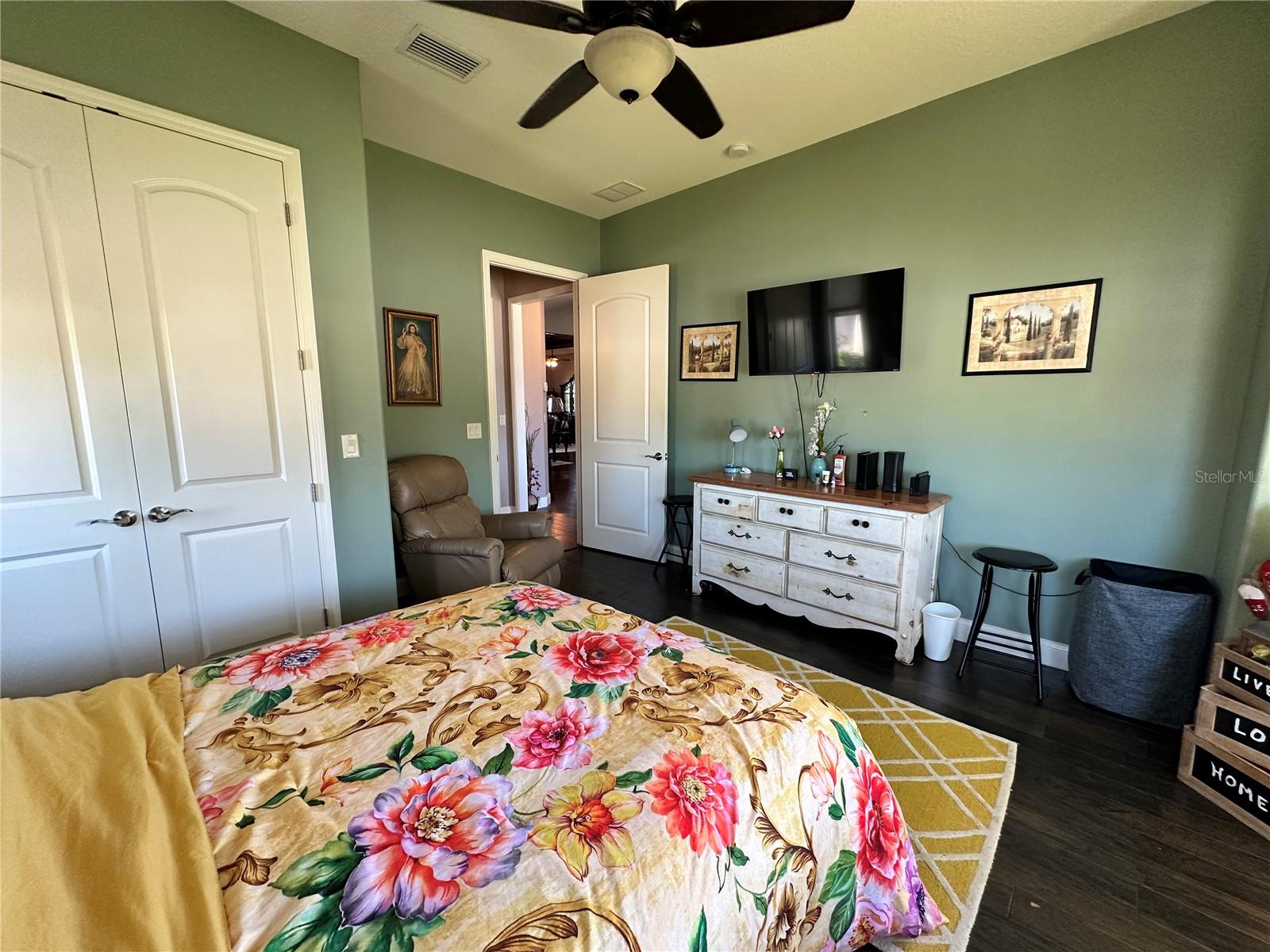 656 MEANDERING WAY, POLK CITY, FL, 33868