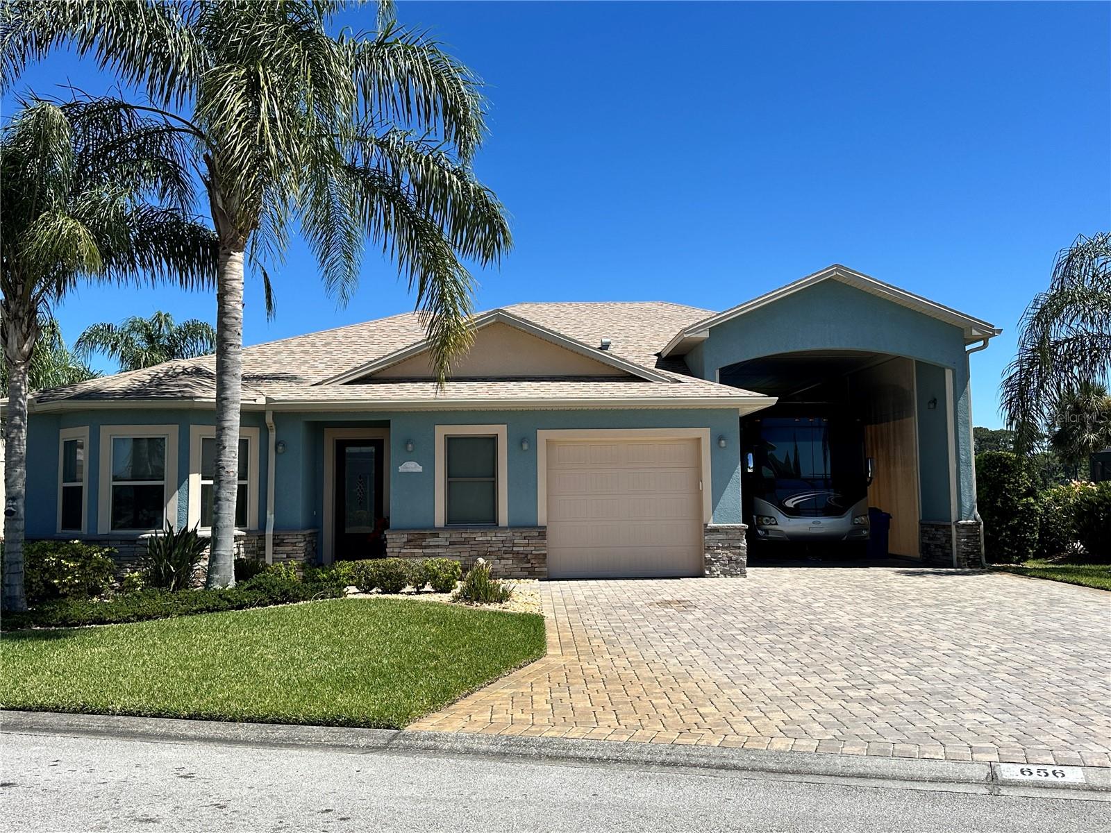 656 MEANDERING WAY, POLK CITY, FL, 33868