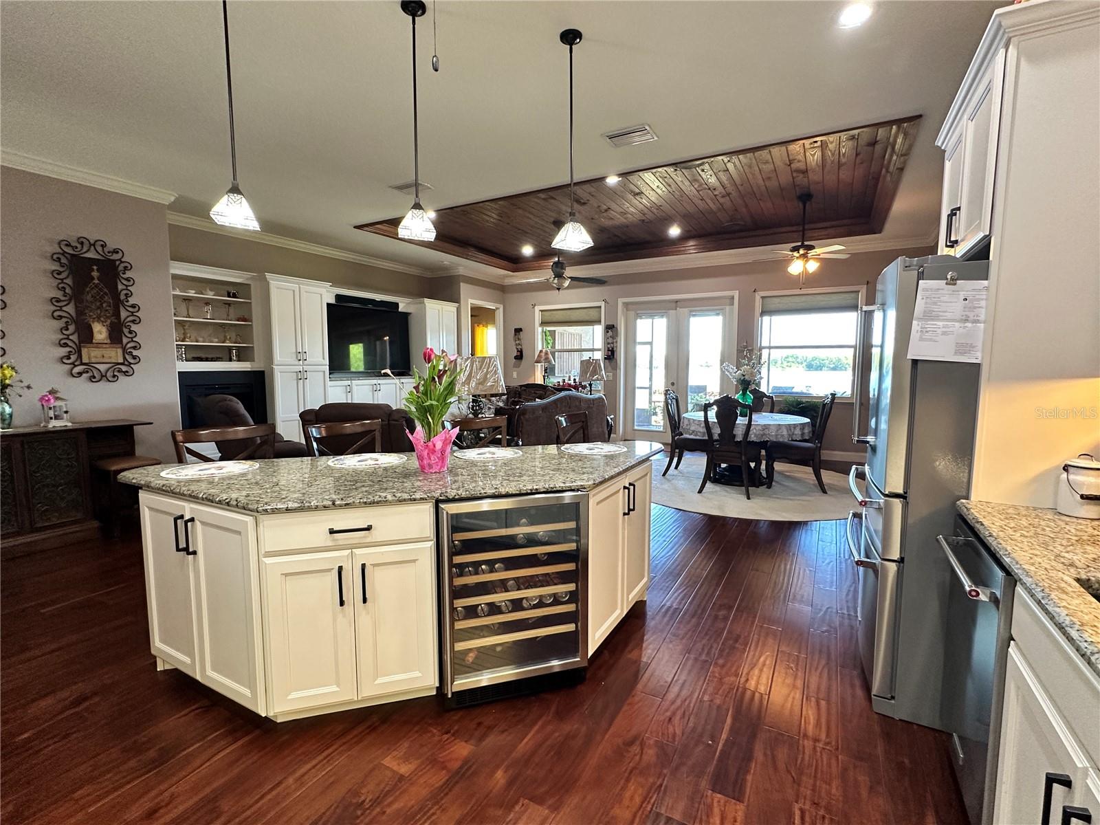 656 MEANDERING WAY, POLK CITY, FL, 33868