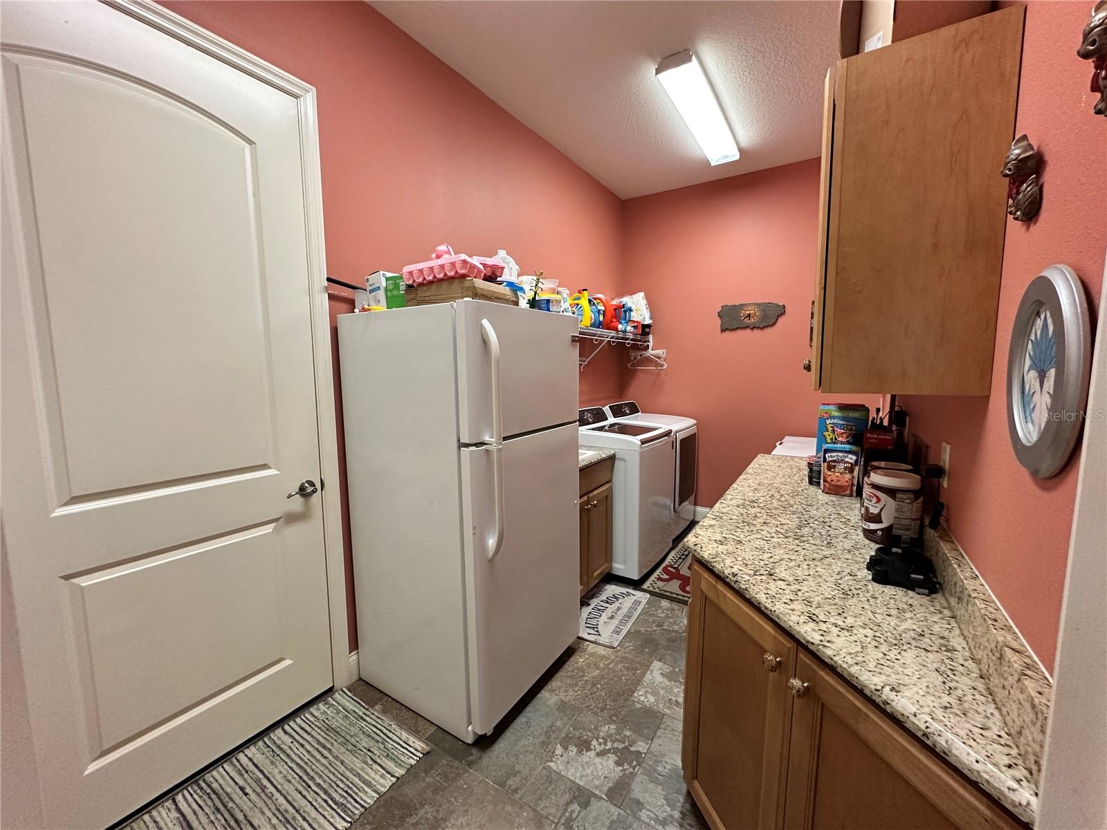 656 MEANDERING WAY, POLK CITY, FL, 33868