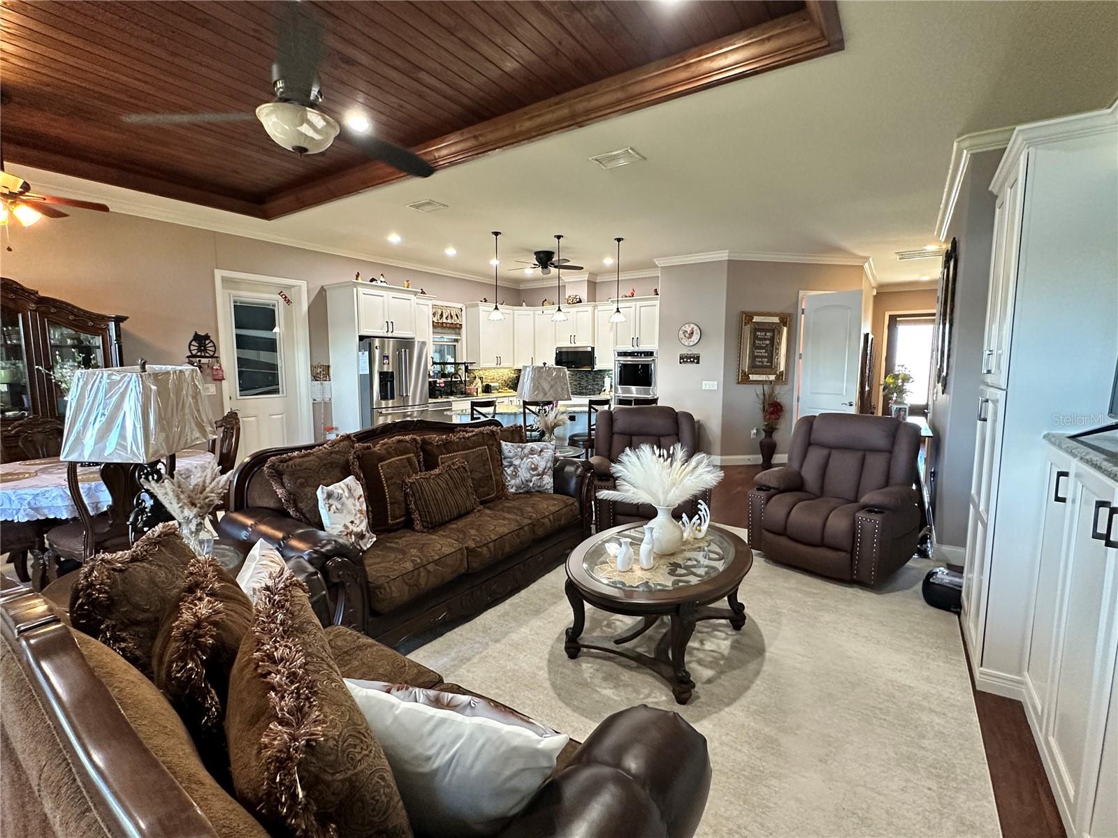 656 MEANDERING WAY, POLK CITY, FL, 33868