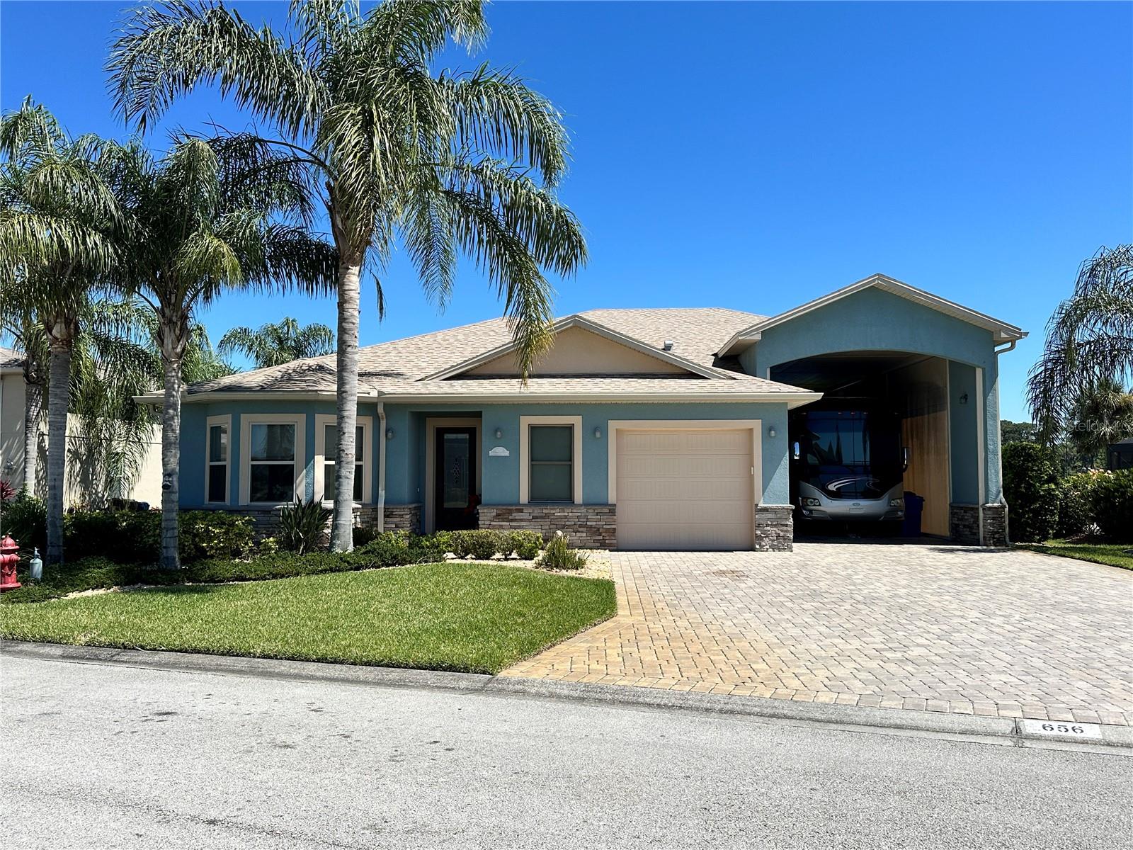 656 MEANDERING WAY, POLK CITY, FL, 33868