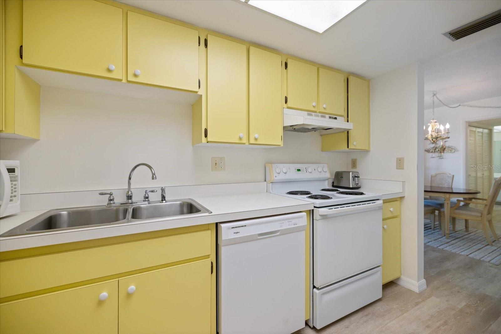 612 BIRD BAY DR S #302, VENICE, FL, 34285