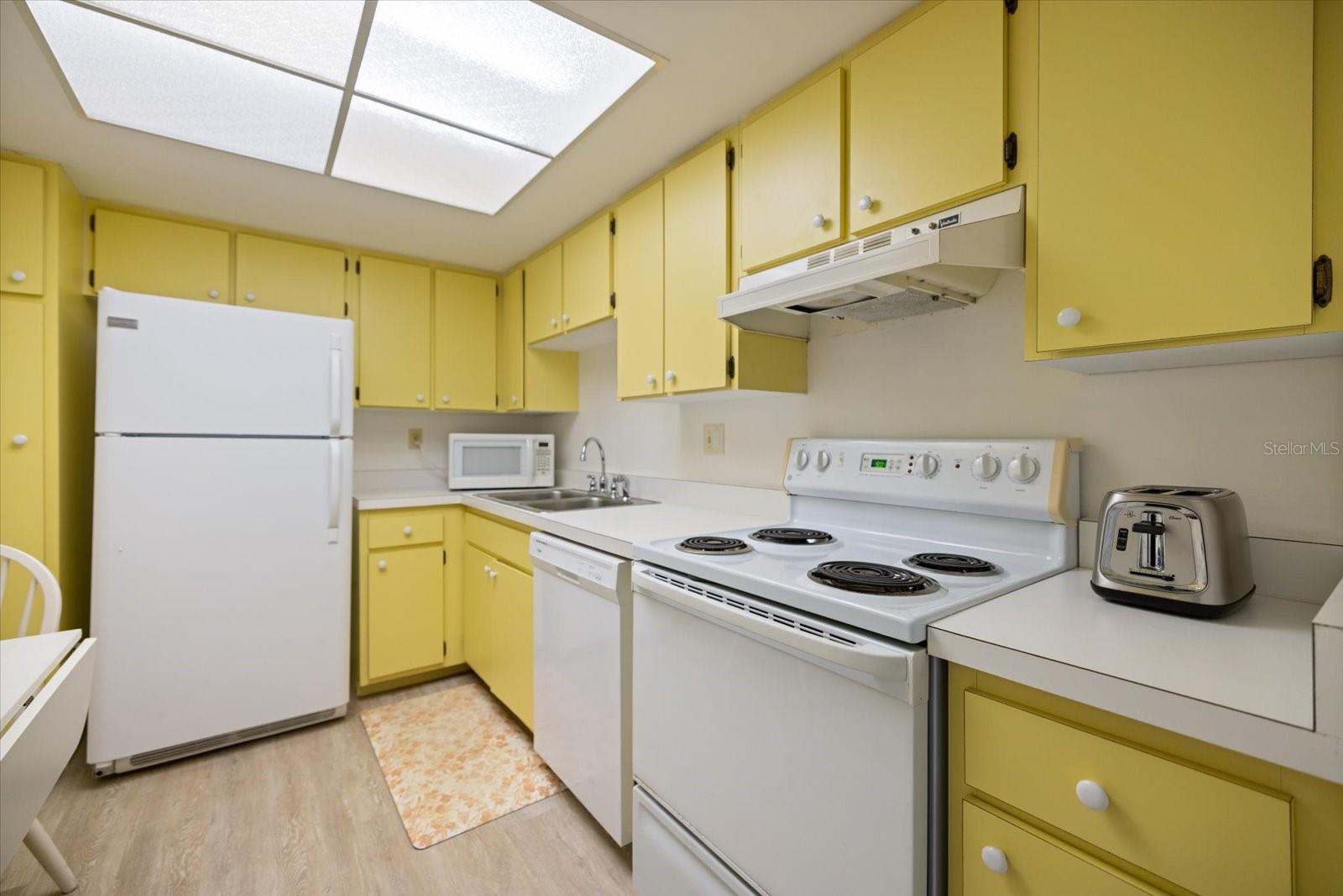612 BIRD BAY DR S #302, VENICE, FL, 34285