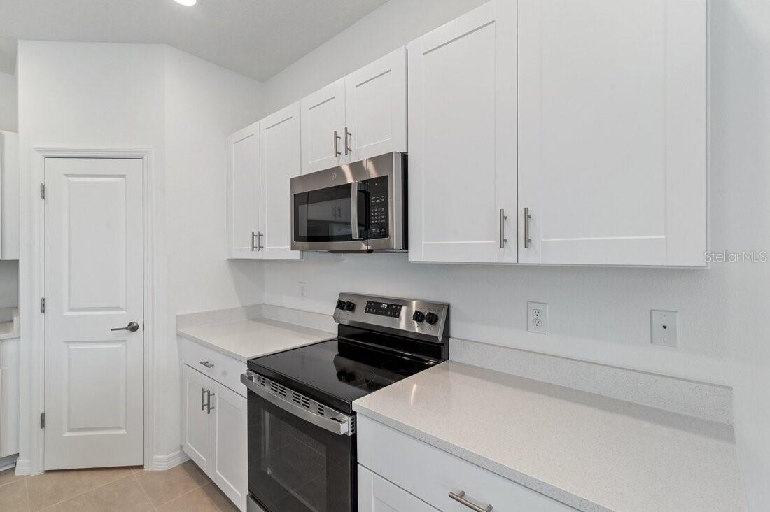 184 RIVER FRONT WAY, EDGEWATER, FL, 32141