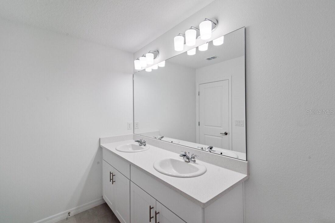 184 RIVER FRONT WAY, EDGEWATER, FL, 32141