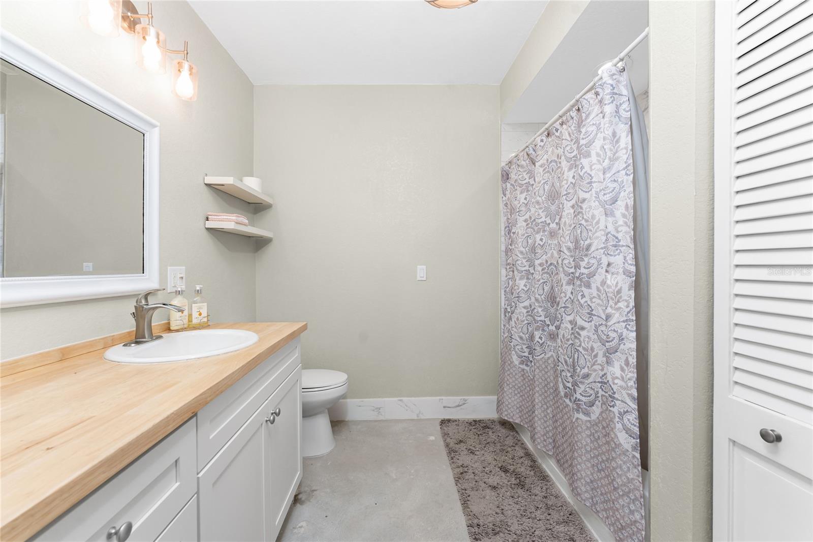 24549 NOVA LN, PUNTA GORDA, FL, 33980