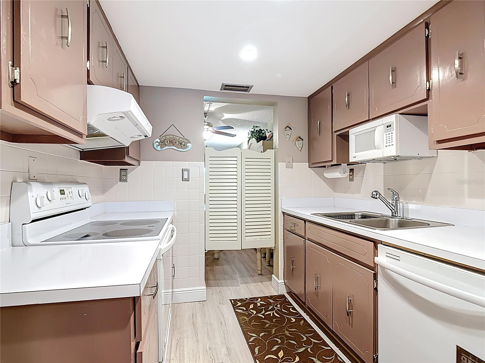 3680 BARNA AVE #114, TITUSVILLE, FL, 32780