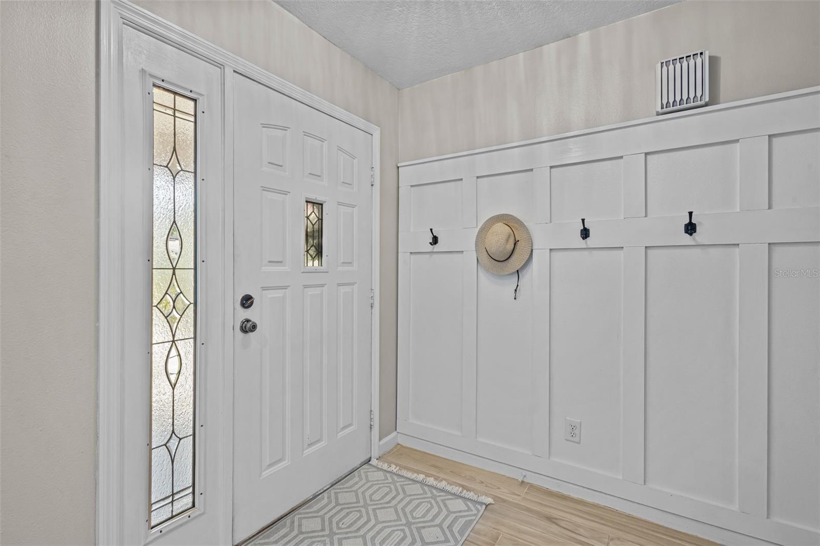 380 PALMDALE DR, OLDSMAR, FL, 34677