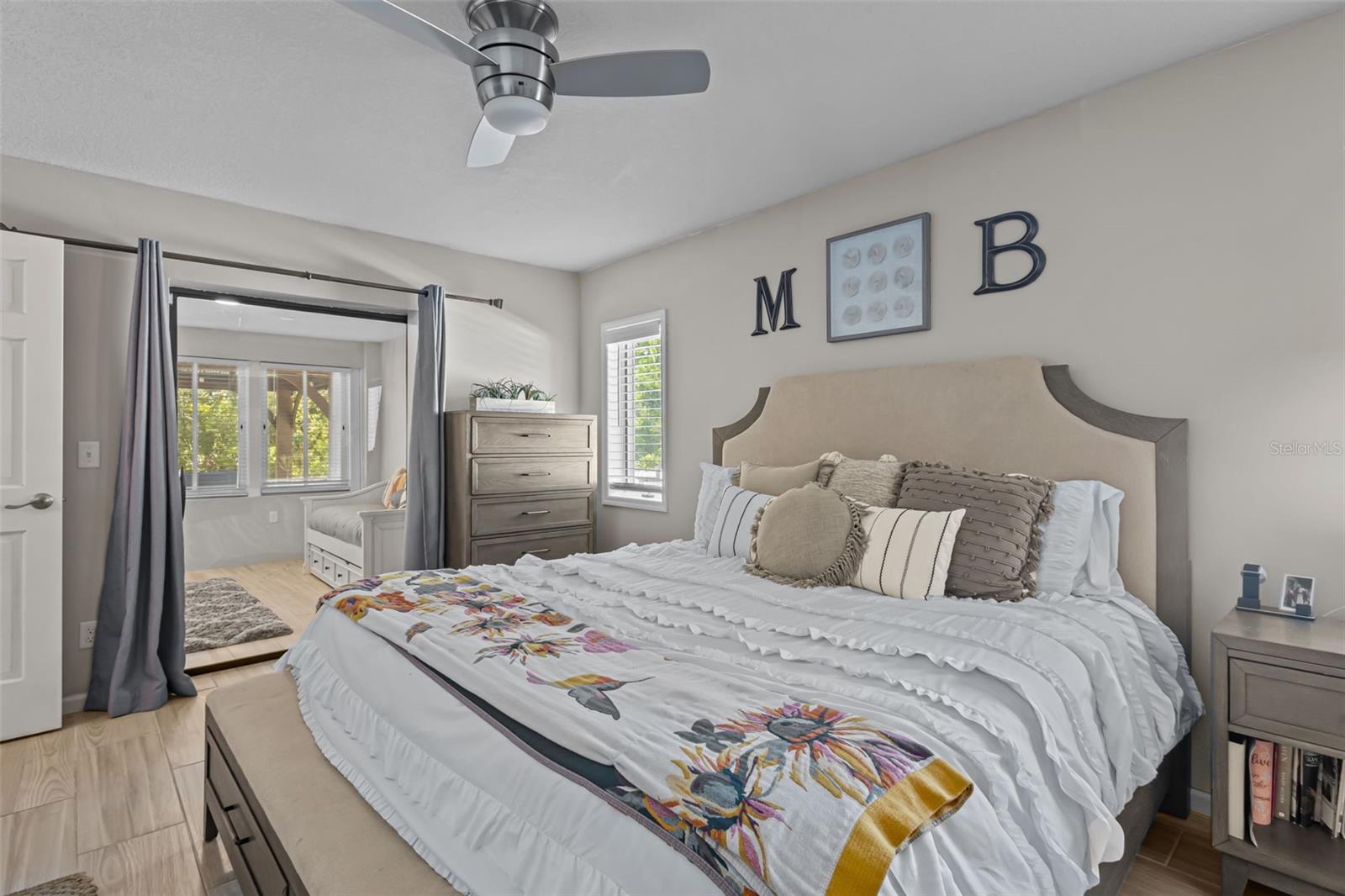 380 PALMDALE DR, OLDSMAR, FL, 34677