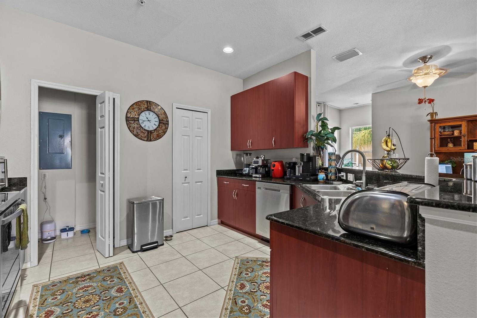 21020 SUNPOINT WAY #202, LUTZ, FL, 33558