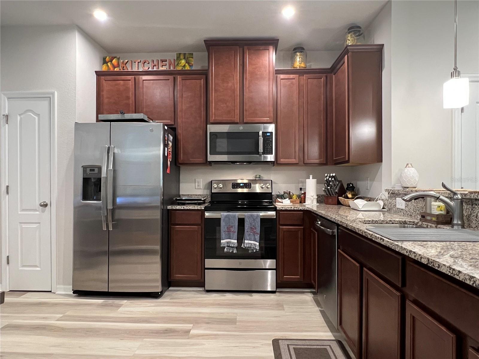 10738 VERAWOOD DR, RIVERVIEW, FL, 33579