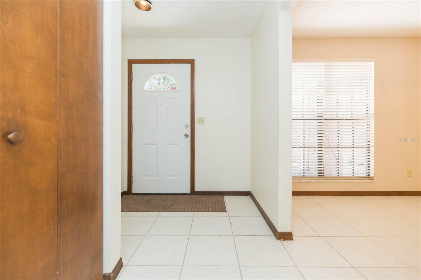 16075 DAWNVIEW DR, TAMPA, FL, 33624
