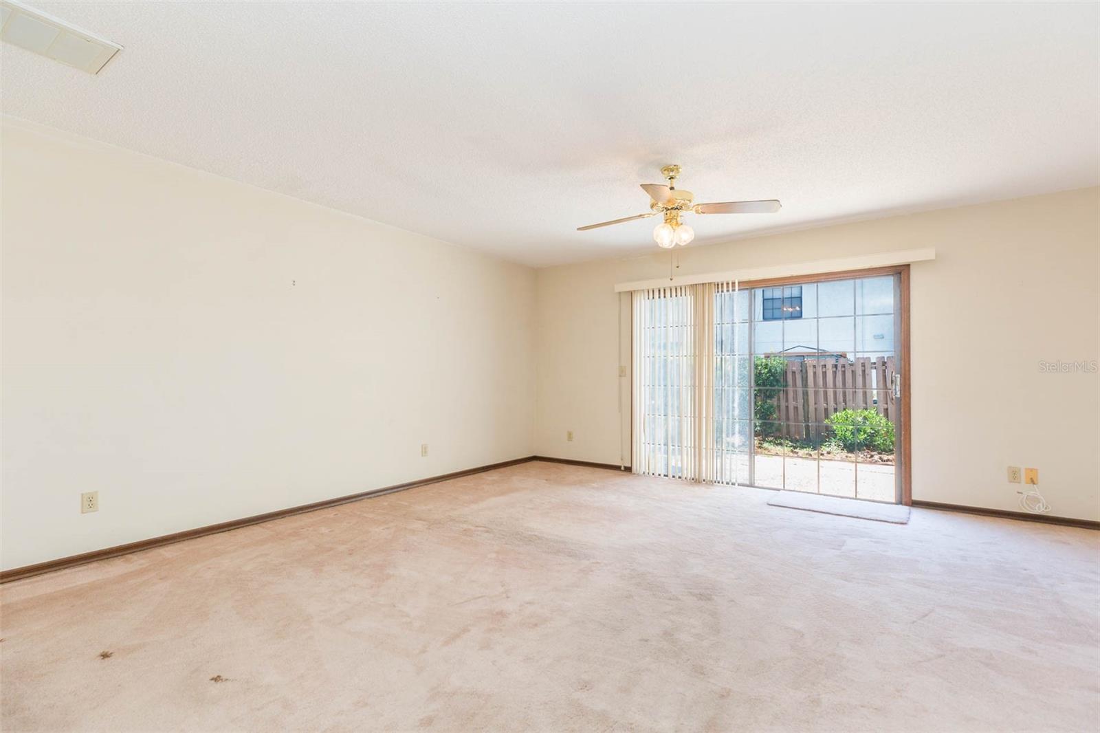 16075 DAWNVIEW DR, TAMPA, FL, 33624
