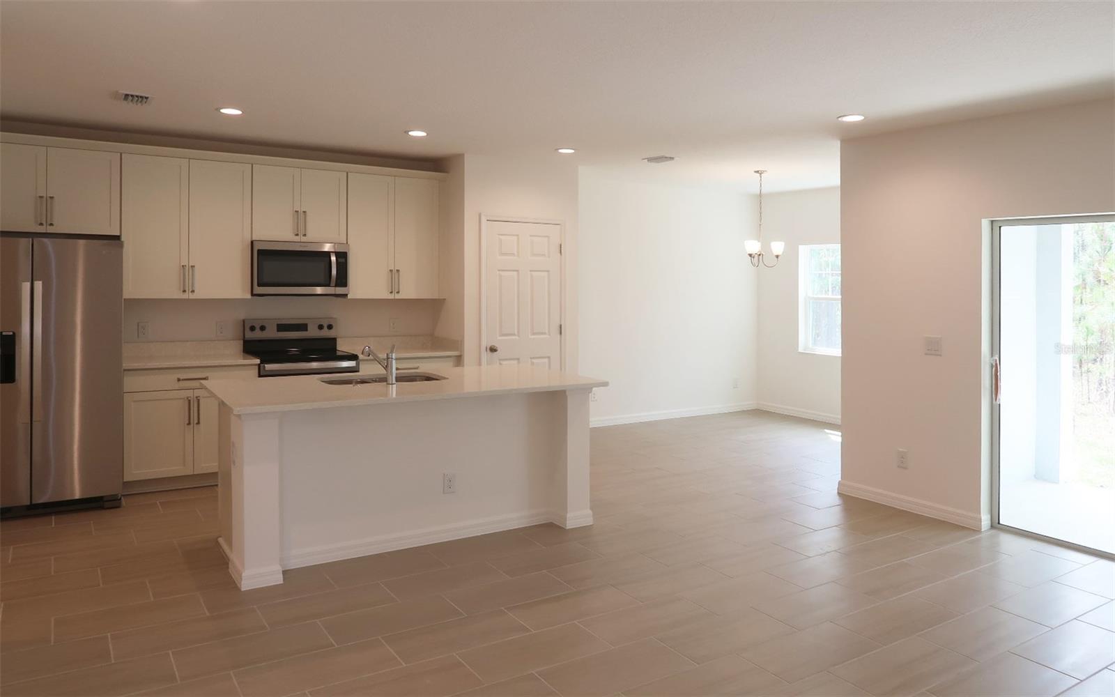 236 GLASS ONION DR, GROVELAND, FL, 34737