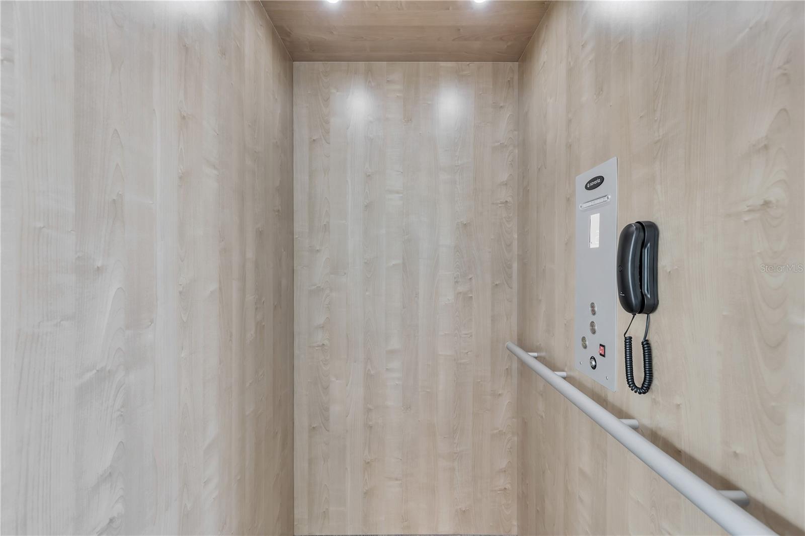 10208 WITTENBERG WAY, ORLANDO, FL, 32832