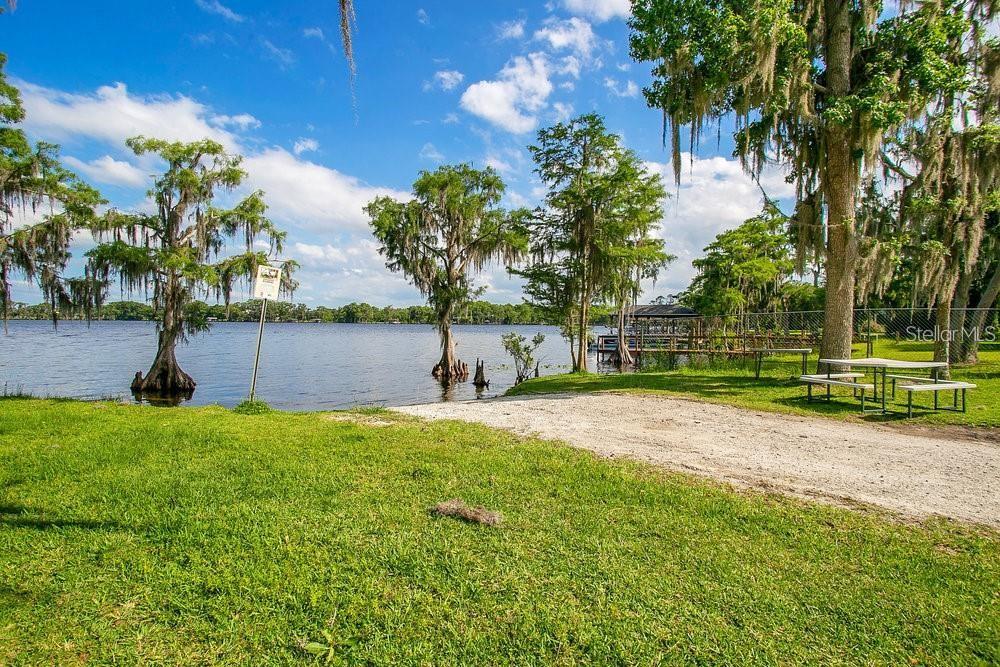 806 MAZURKA DR, CHULUOTA, FL, 32766