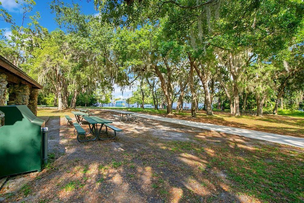 806 MAZURKA DR, CHULUOTA, FL, 32766