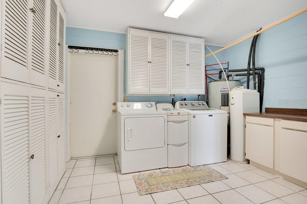 806 MAZURKA DR, CHULUOTA, FL, 32766