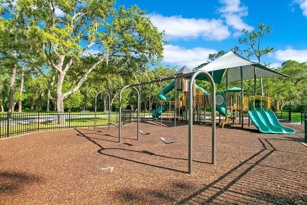 806 MAZURKA DR, CHULUOTA, FL, 32766