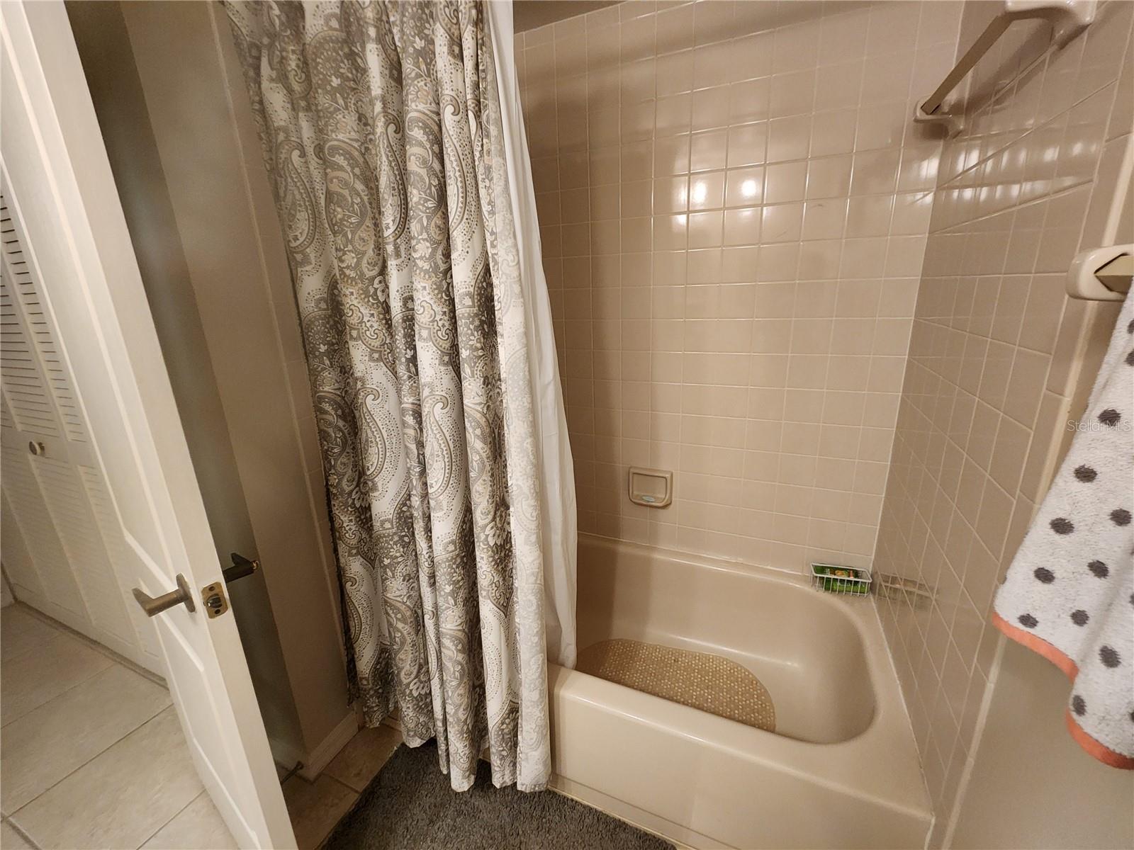 6501 STONE RIVER RD #110, BRADENTON, FL, 34203