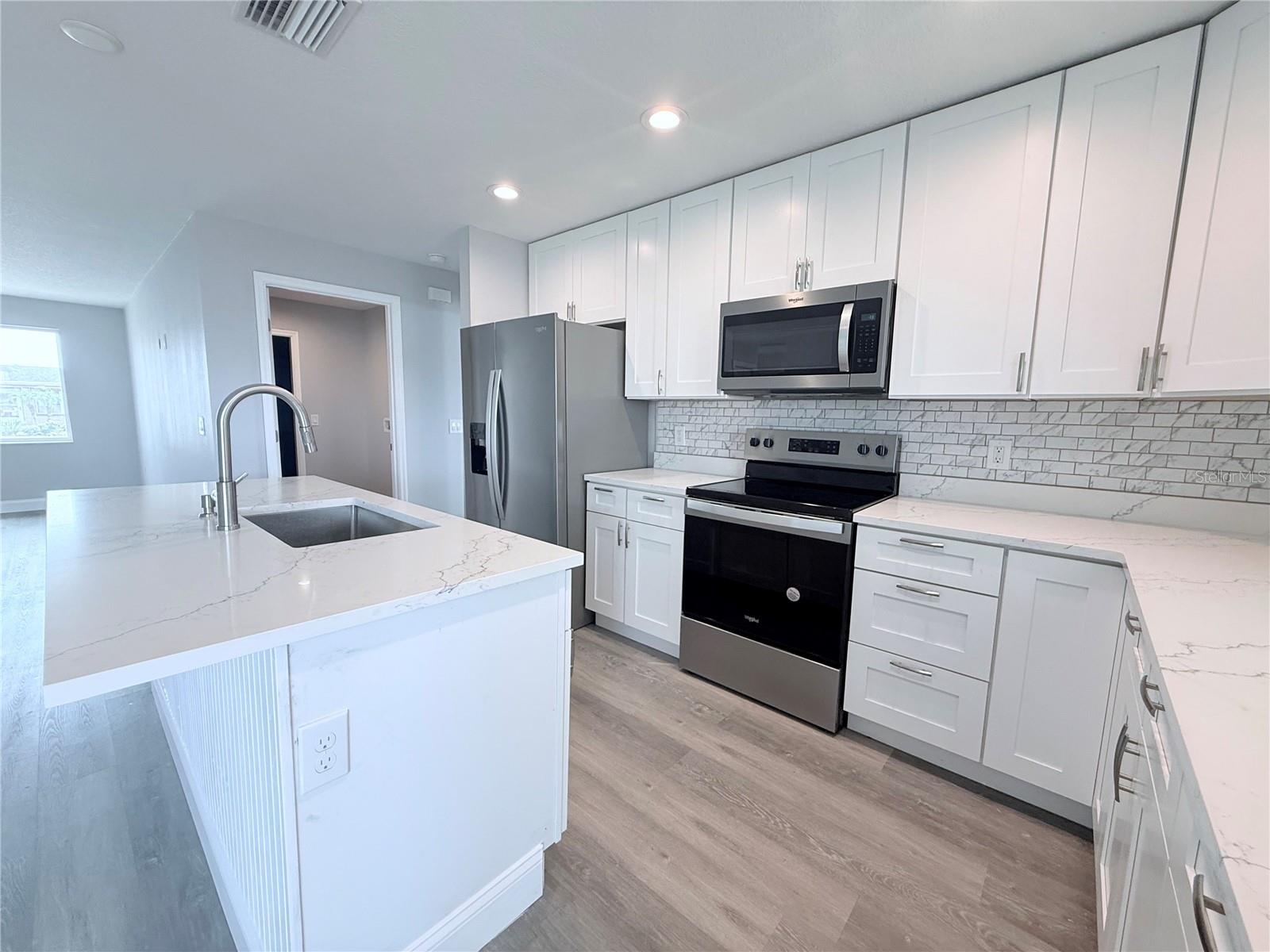 3329 ROXBURY DR, HOLIDAY, FL, 34691