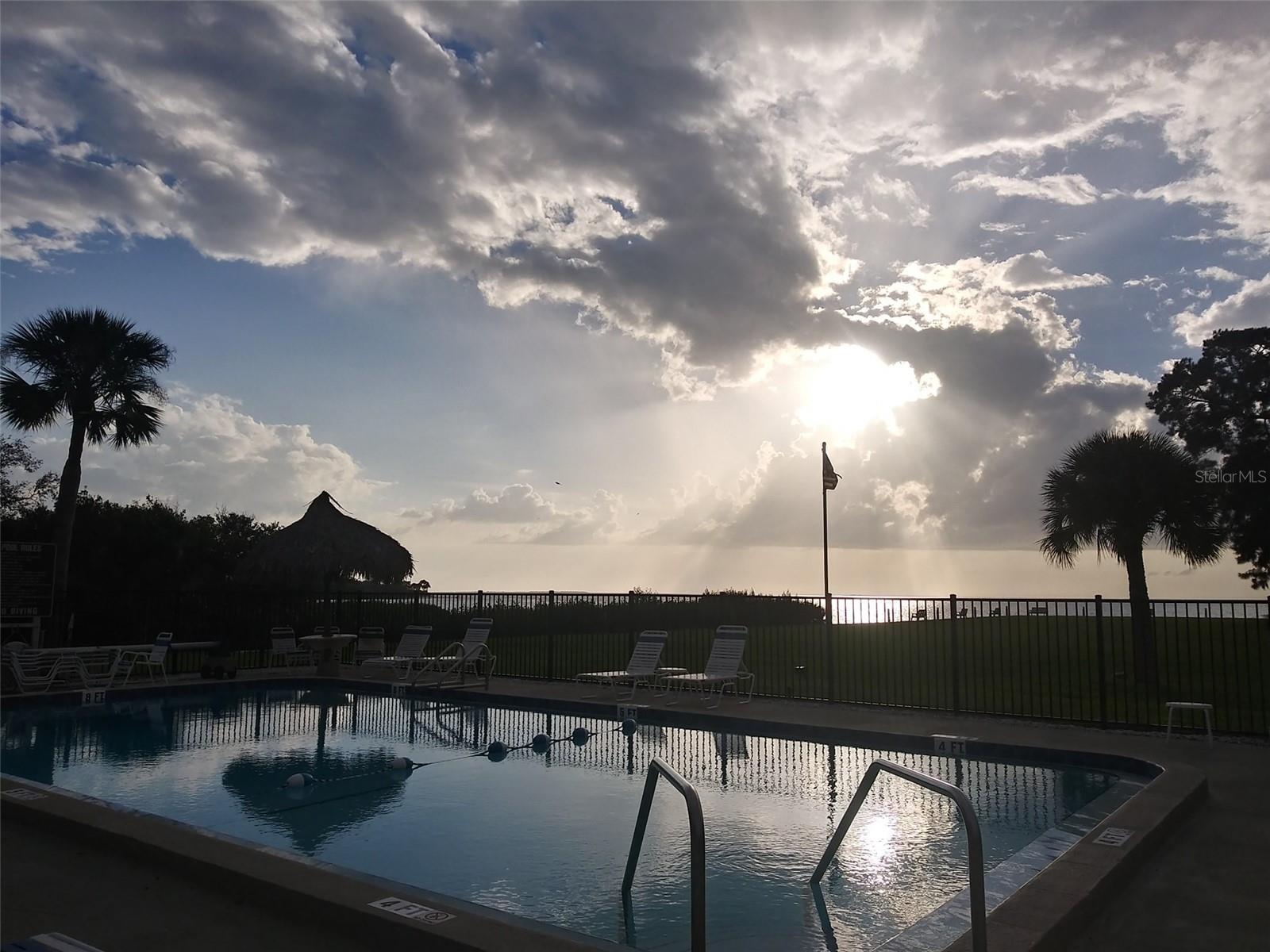 423 WINDRUSH BAY DR, TARPON SPRINGS, FL, 34689