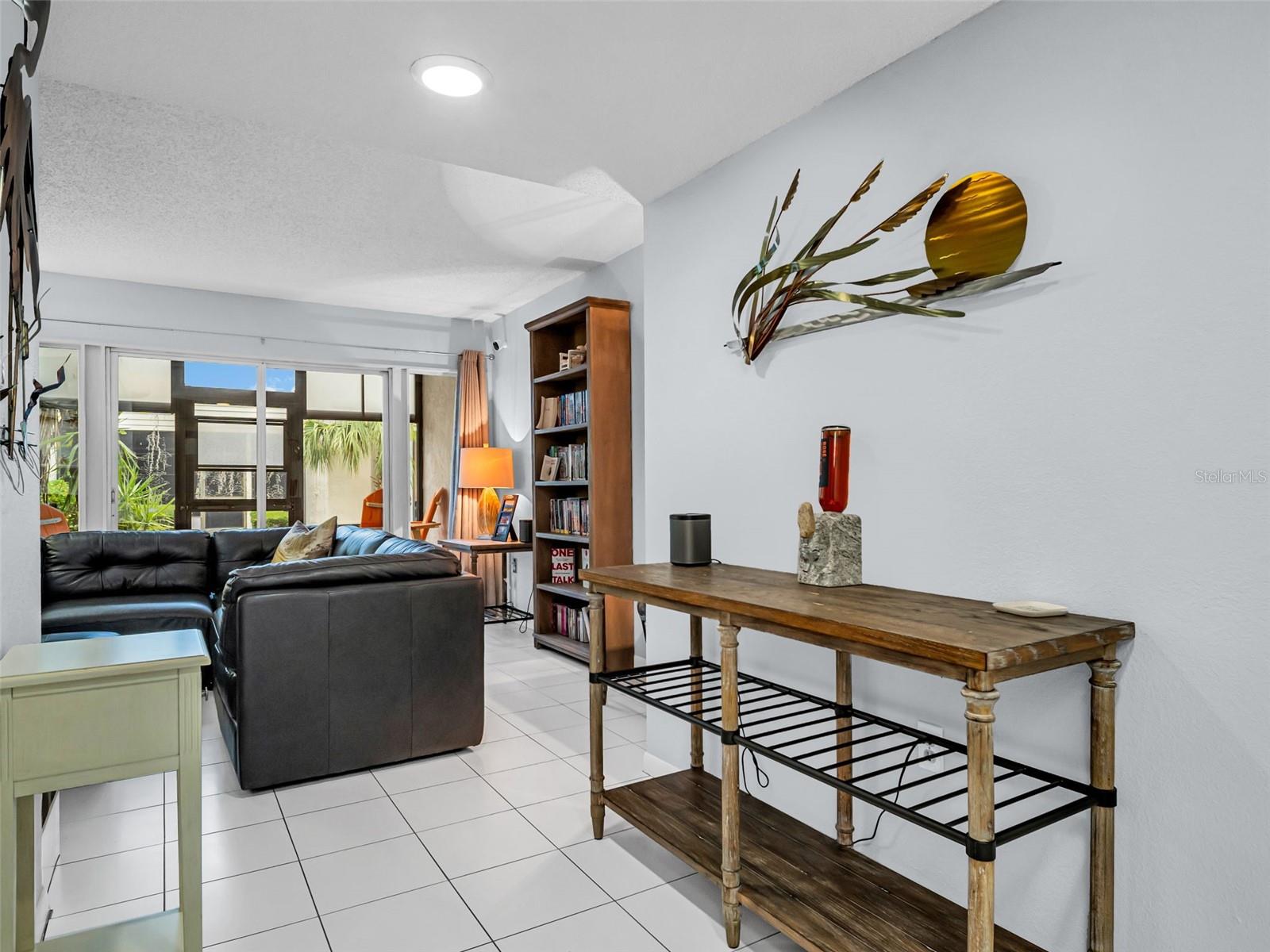 423 WINDRUSH BAY DR, TARPON SPRINGS, FL, 34689