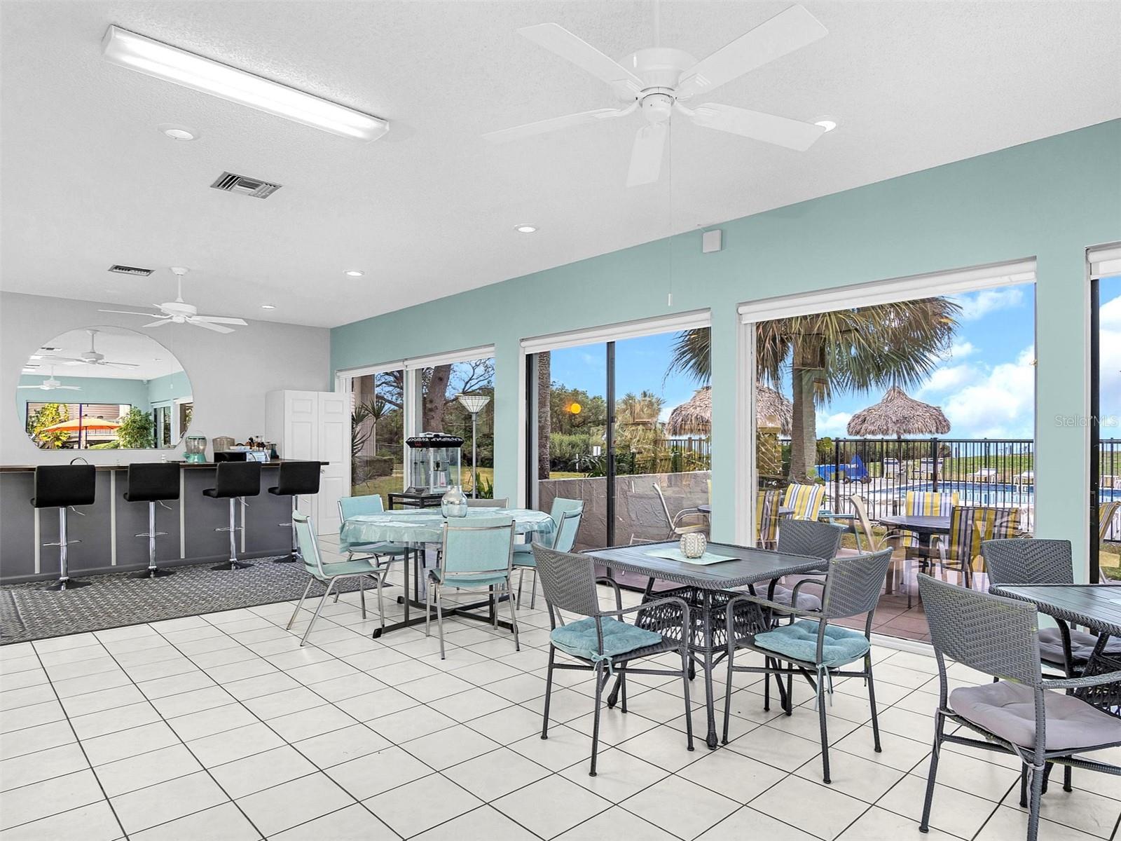 423 WINDRUSH BAY DR, TARPON SPRINGS, FL, 34689