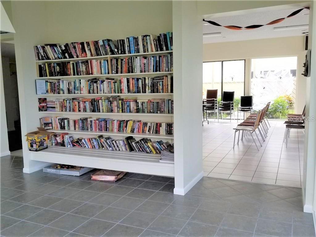 423 WINDRUSH BAY DR, TARPON SPRINGS, FL, 34689