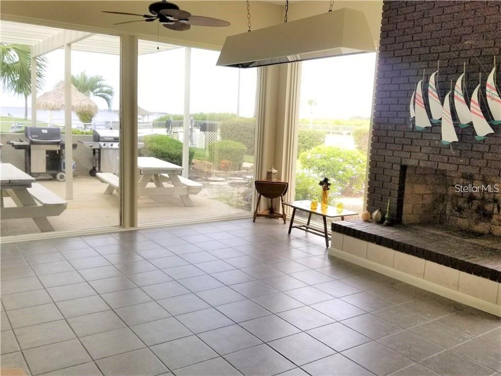 423 WINDRUSH BAY DR, TARPON SPRINGS, FL, 34689