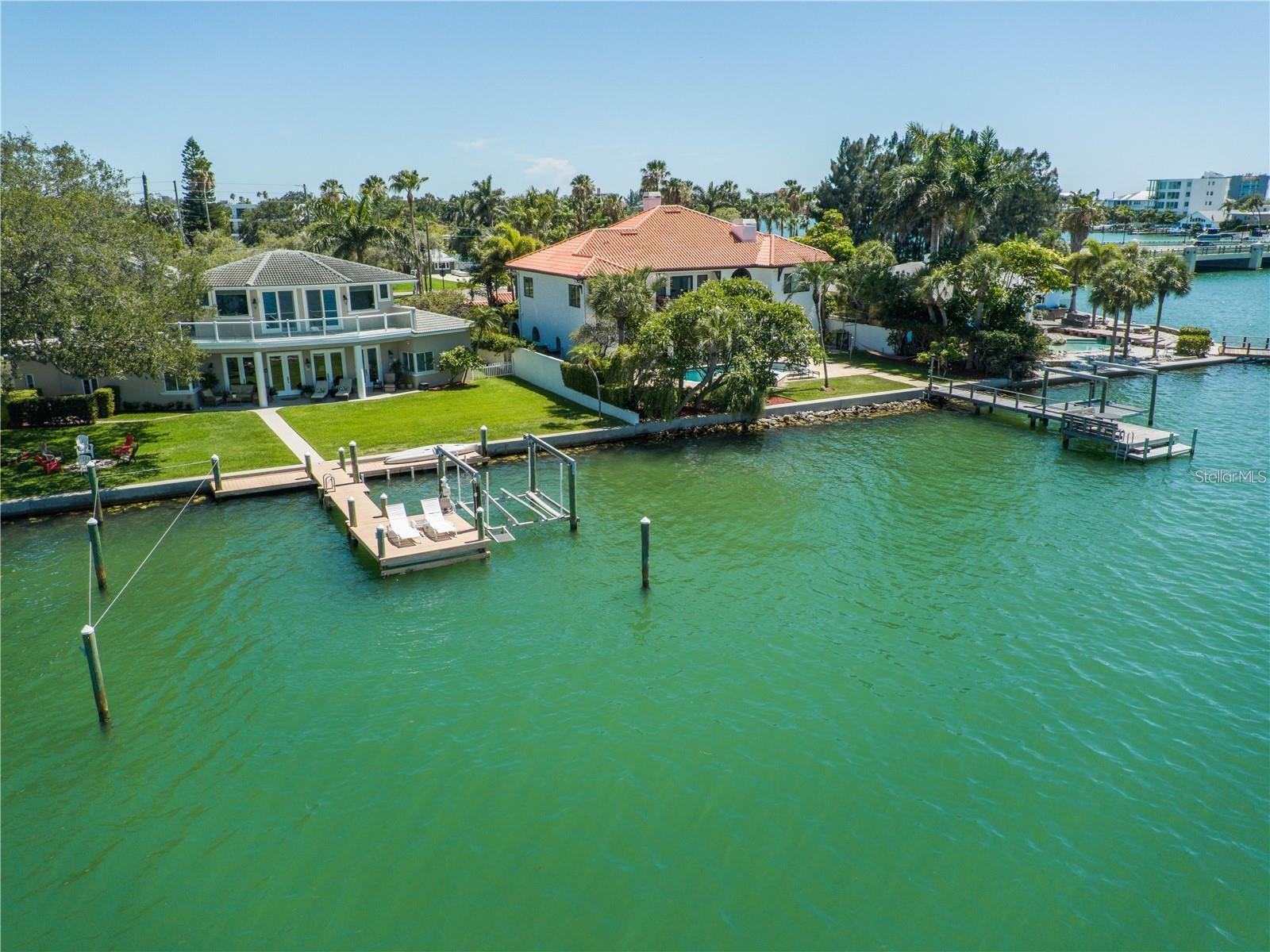 3 PARADISE LN, TREASURE ISLAND, FL, 33706