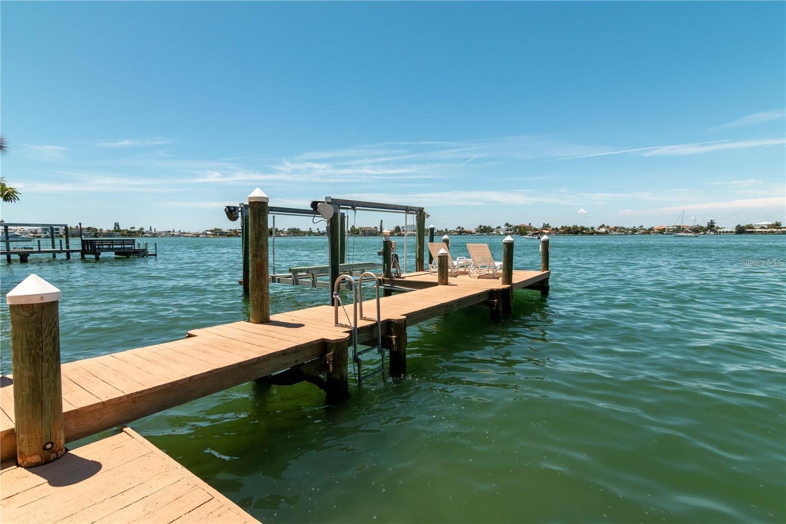 3 PARADISE LN, TREASURE ISLAND, FL, 33706