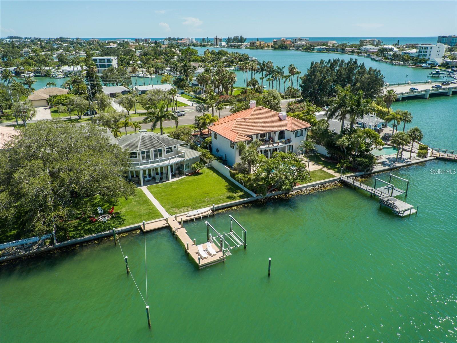 3 PARADISE LN, TREASURE ISLAND, FL, 33706