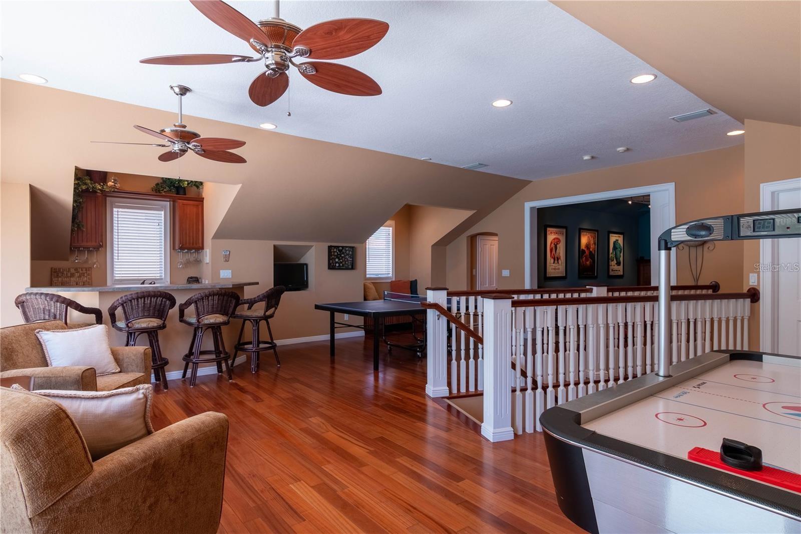 3 PARADISE LN, TREASURE ISLAND, FL, 33706