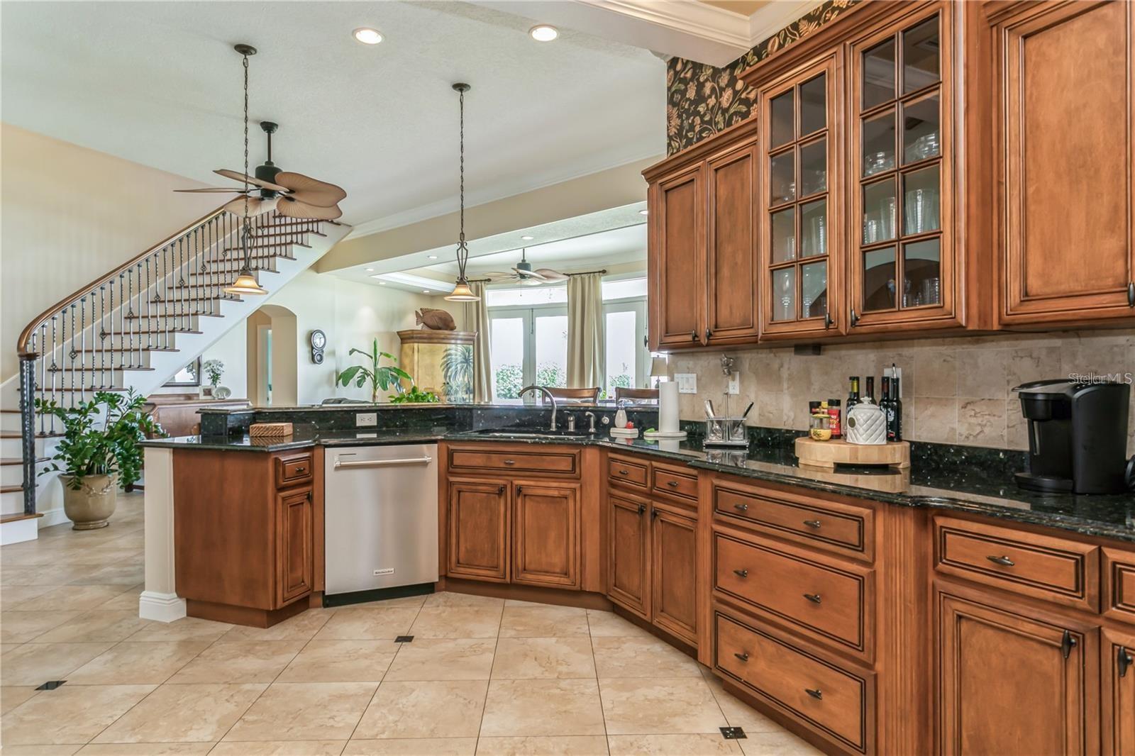3 PARADISE LN, TREASURE ISLAND, FL, 33706