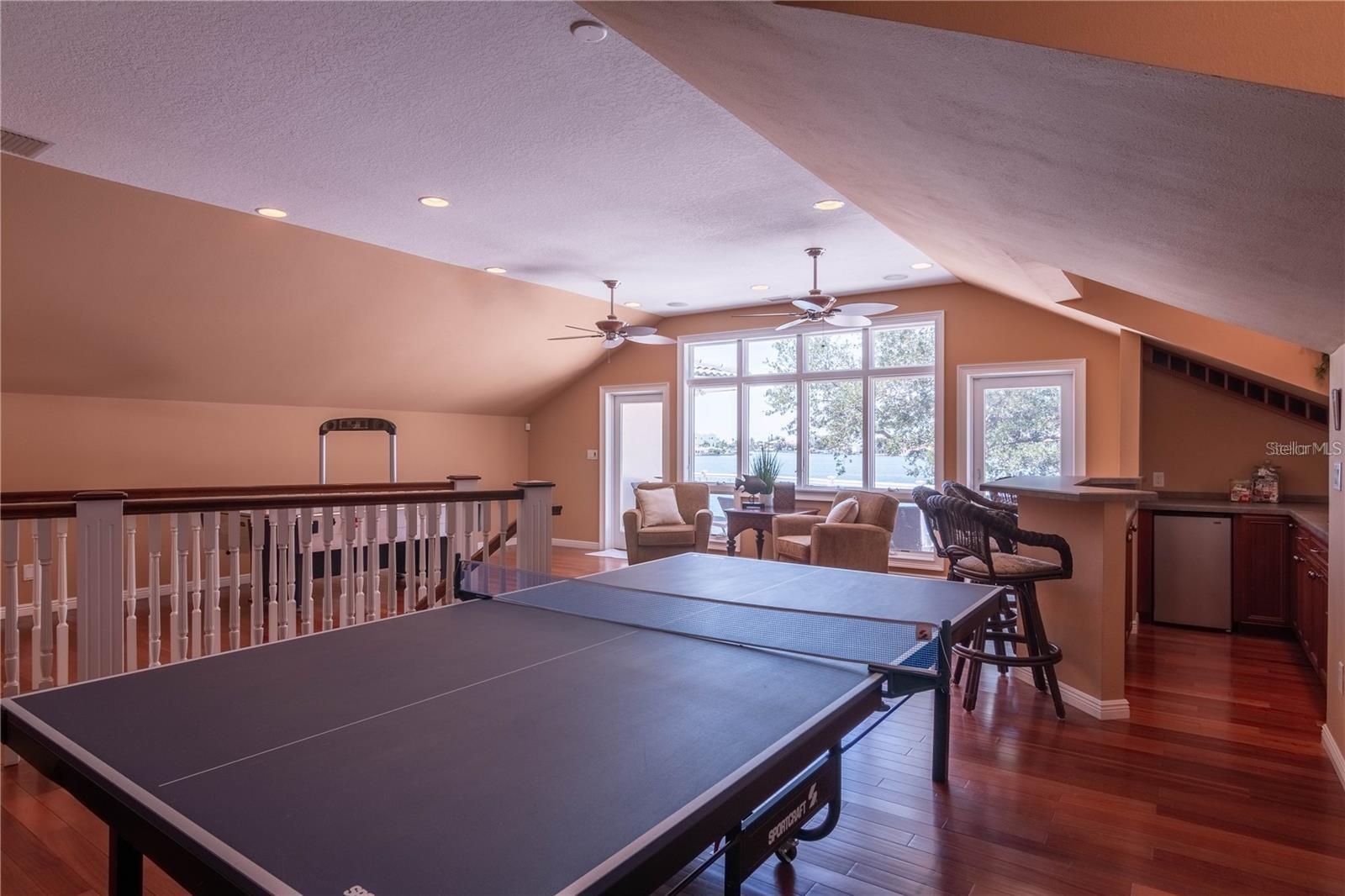 3 PARADISE LN, TREASURE ISLAND, FL, 33706