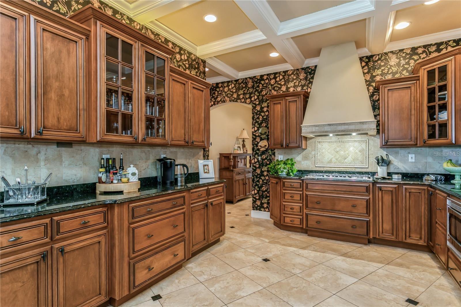 3 PARADISE LN, TREASURE ISLAND, FL, 33706