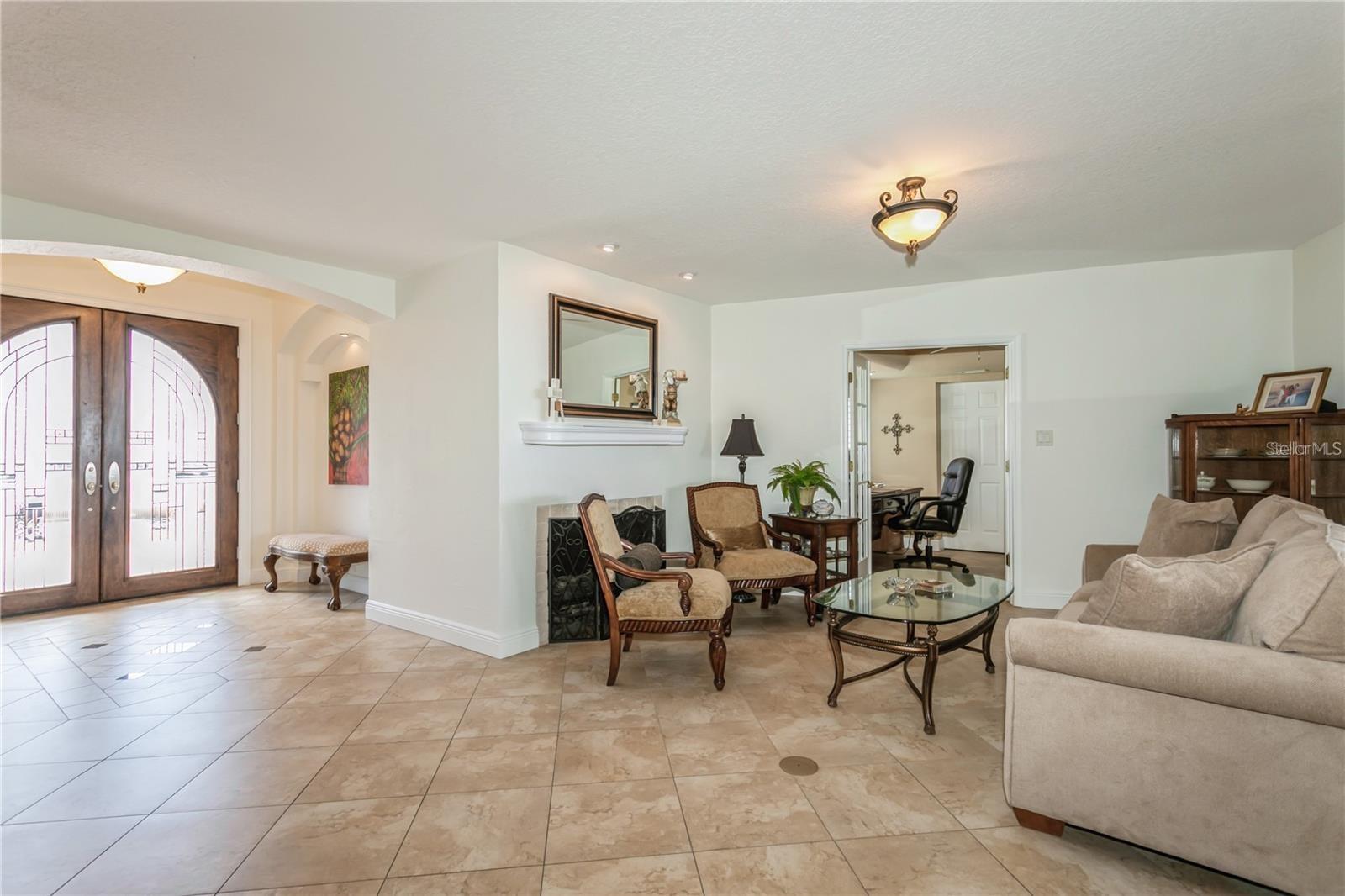 3 PARADISE LN, TREASURE ISLAND, FL, 33706