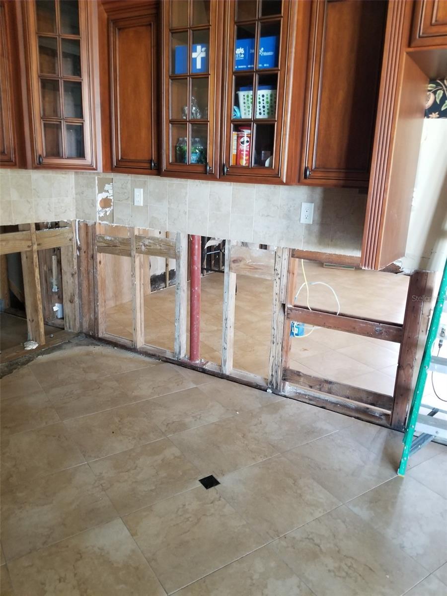 3 PARADISE LN, TREASURE ISLAND, FL, 33706