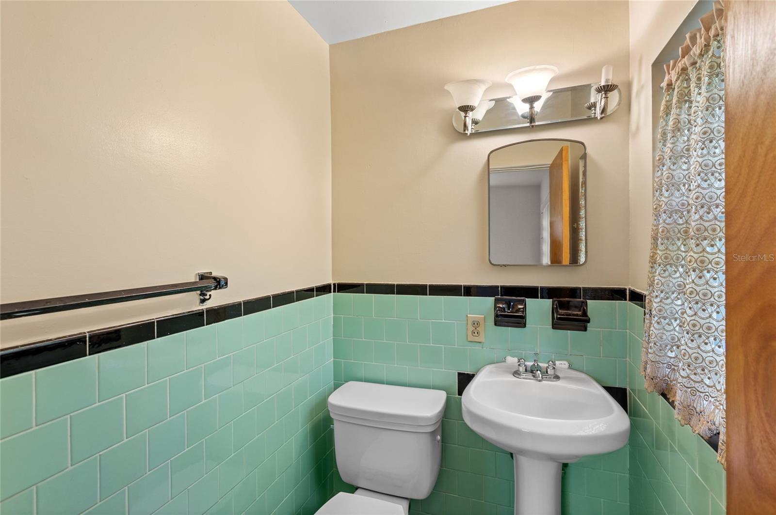 1825 BALDWIN DR, ORLANDO, FL, 32806