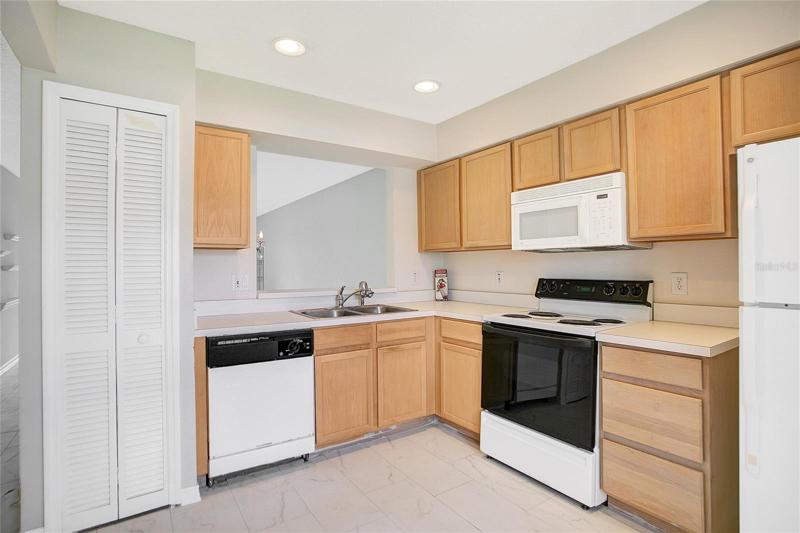 13324 FAIRWAY GLEN DR #101, ORLANDO, FL, 32824