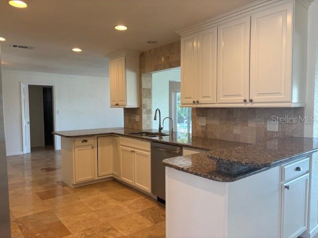 12055 4TH ST E, TREASURE ISLAND, FL, 33706