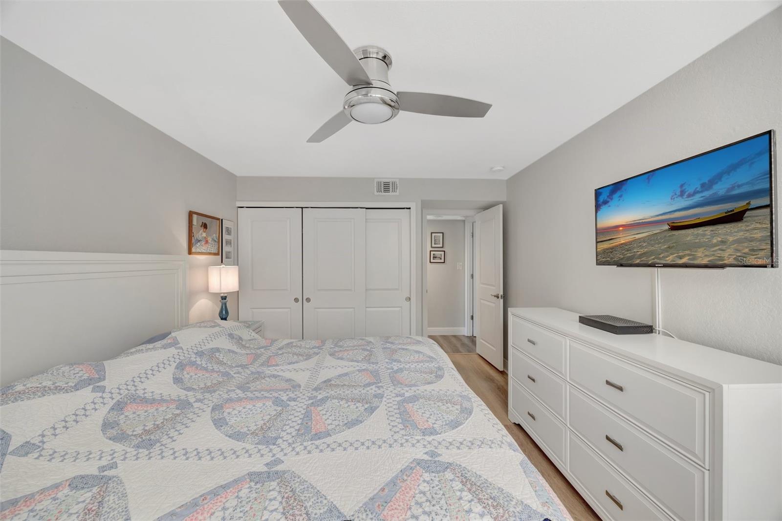 400 ISLAND WAY #201, CLEARWATER BEACH, FL, 33767
