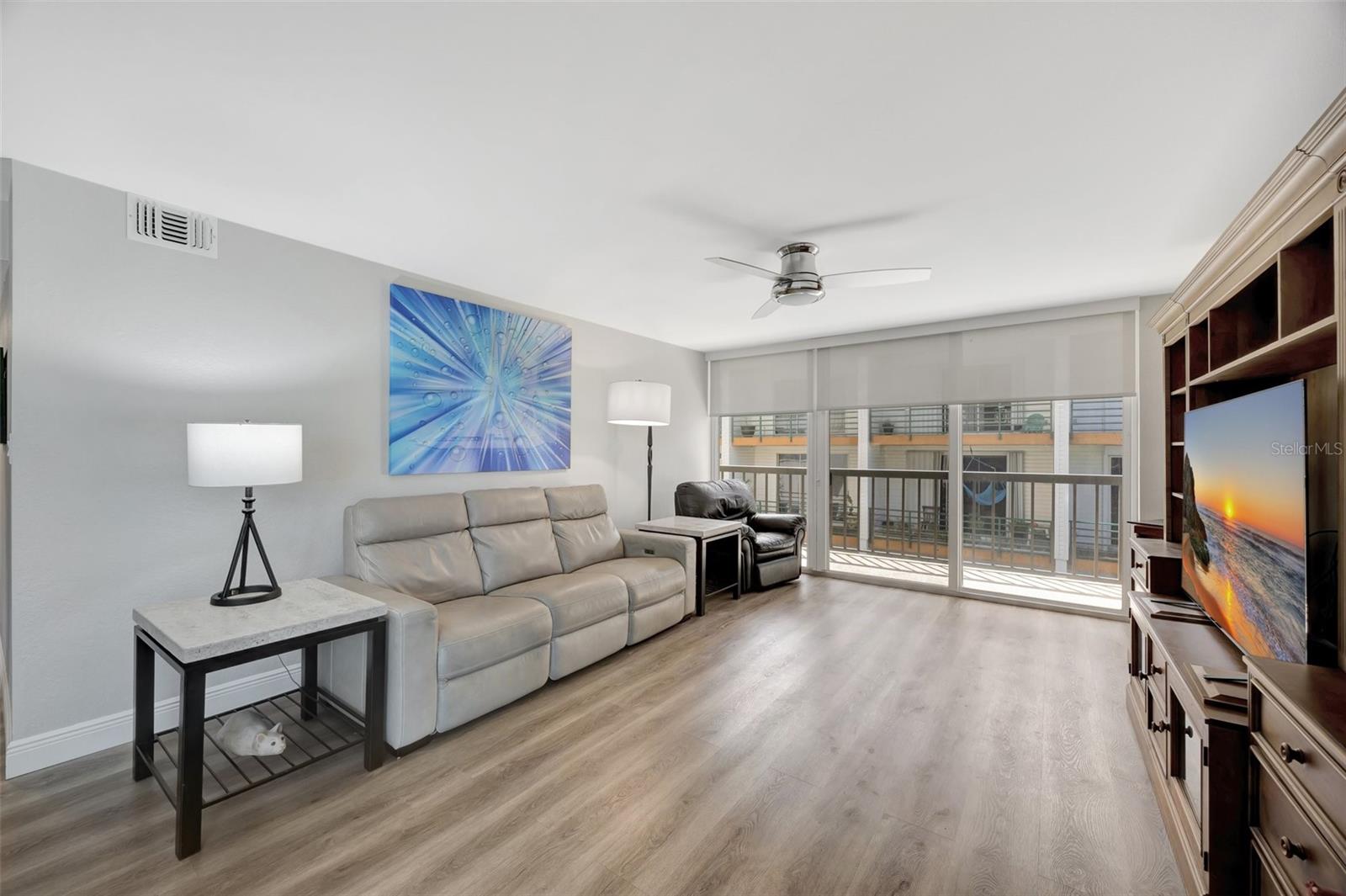 400 ISLAND WAY #201, CLEARWATER BEACH, FL, 33767