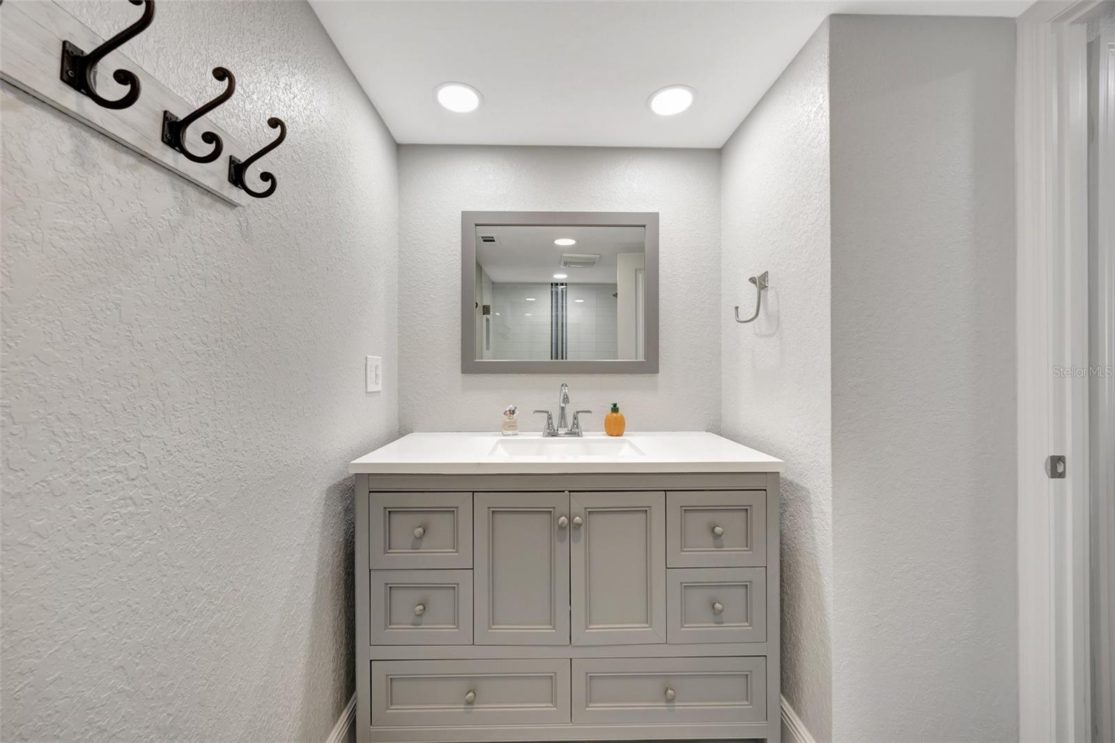 400 ISLAND WAY #201, CLEARWATER BEACH, FL, 33767
