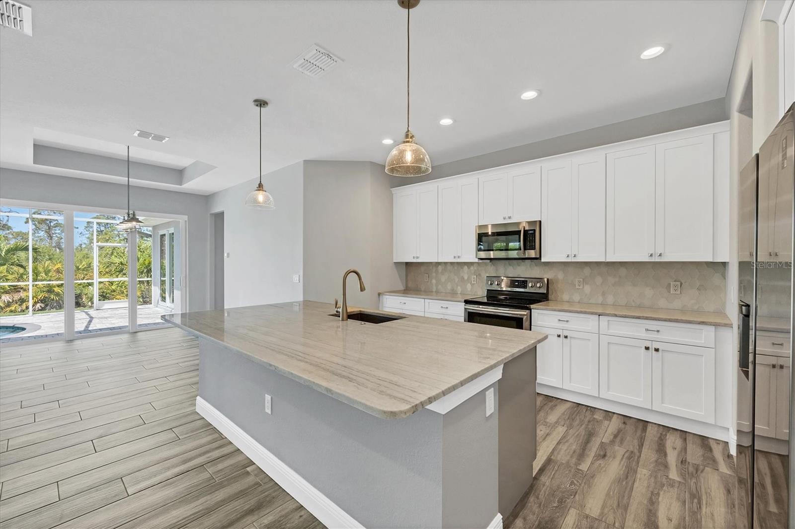 121 BRIG CIR W, PLACIDA, FL, 33946