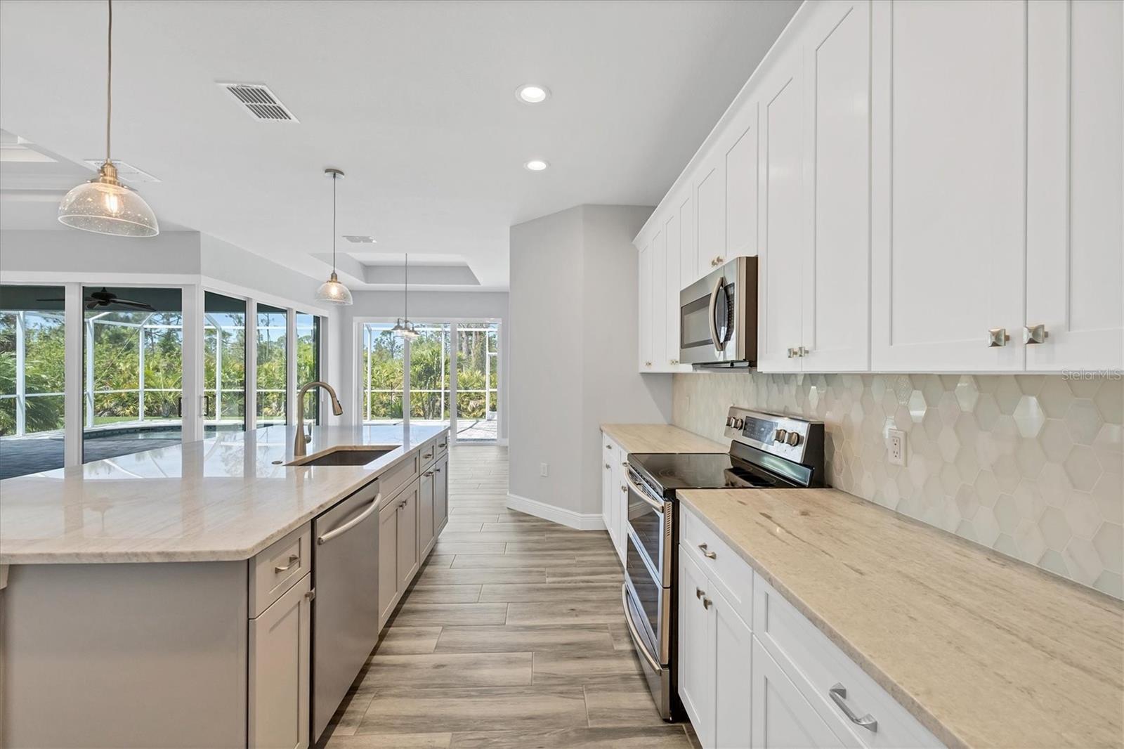 121 BRIG CIR W, PLACIDA, FL, 33946