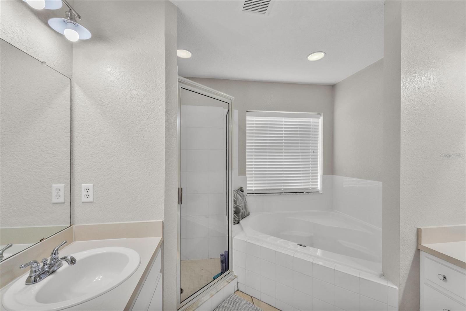 544 TERRANOVA CIR, WINTER HAVEN, FL, 33884